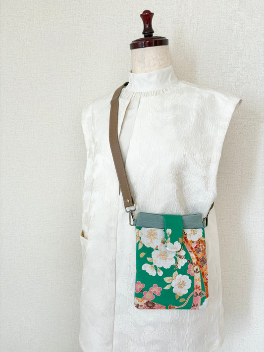 #APSCR710-ZA7 和モダン スマホショルダー大 /雑貨類