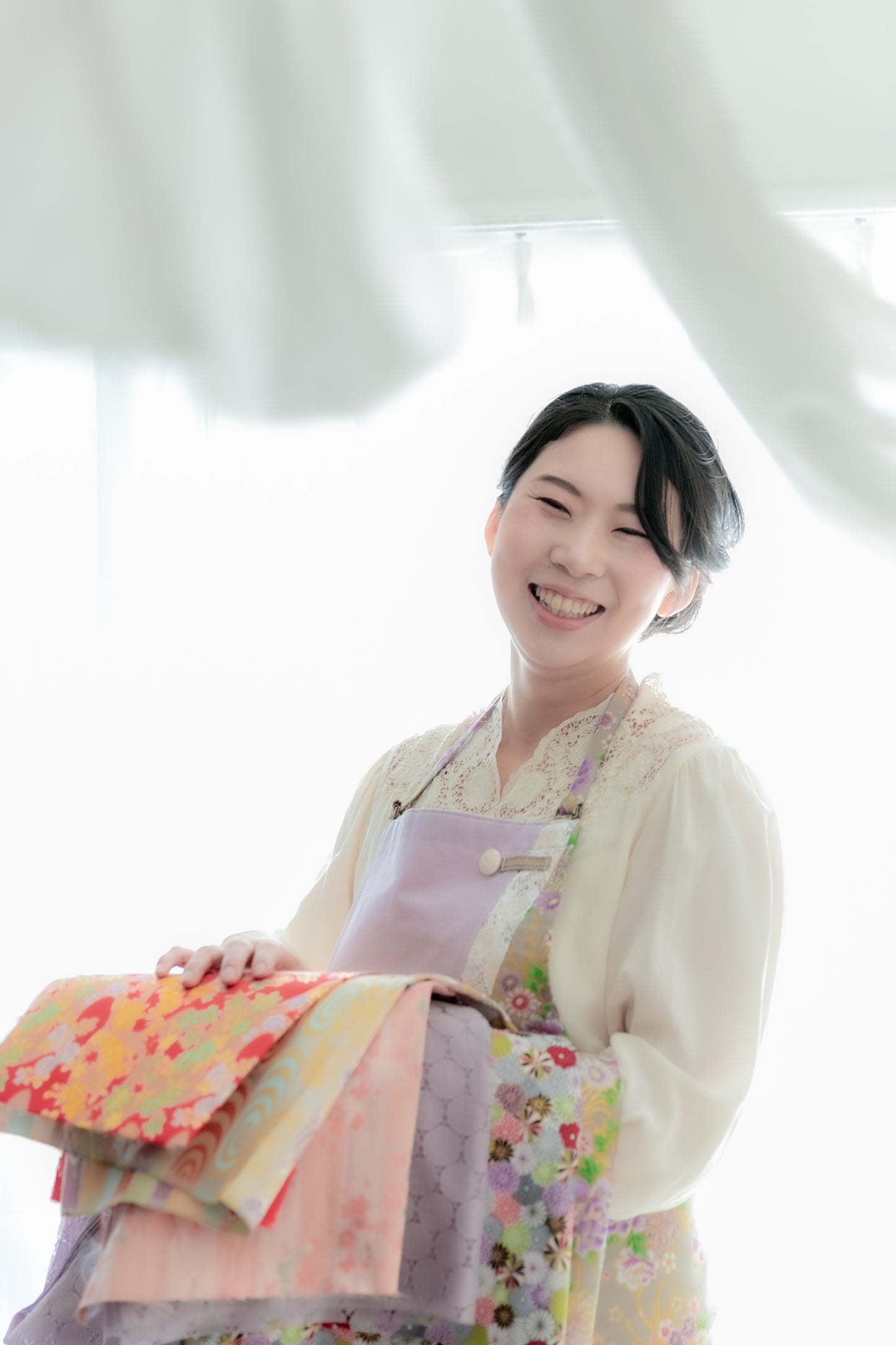 #417/ 茜色 矢羽 ぬれんがね 和モダンエプロン 紬クロス 綿素材プリント カフェ レストラン ユニフォーム 旅館 和風 NURENGANE Japanese modern ,KIMONO pattern apron