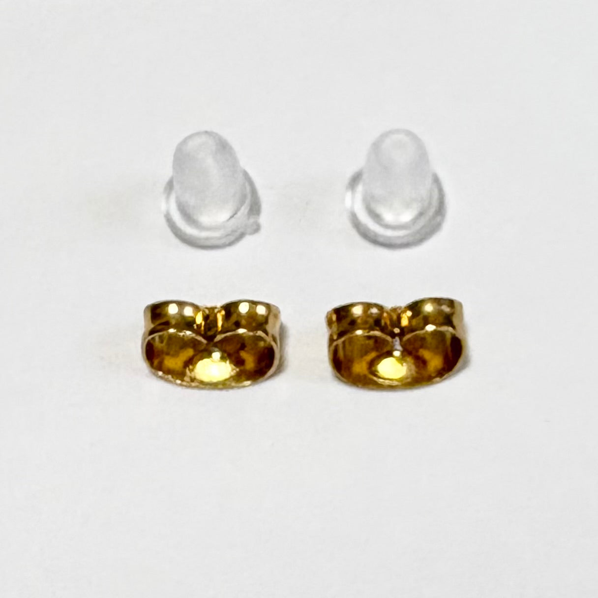 #814/ 発送7日以内 4way◆和モダンピアス 赤い花 金彩 くるみボタン ビジューチャーム 金属アレルギー対応パーツ 和柄 和風 着物 和装 Kimono Japan