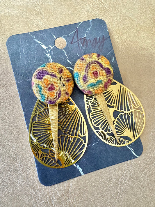 #818/ 展示 4way◆和モダンピアス 黄・紫 金彩 くるみボタン 金属アレルギー対応 フープ 和柄 和風 着物 和装 Kimono Japan