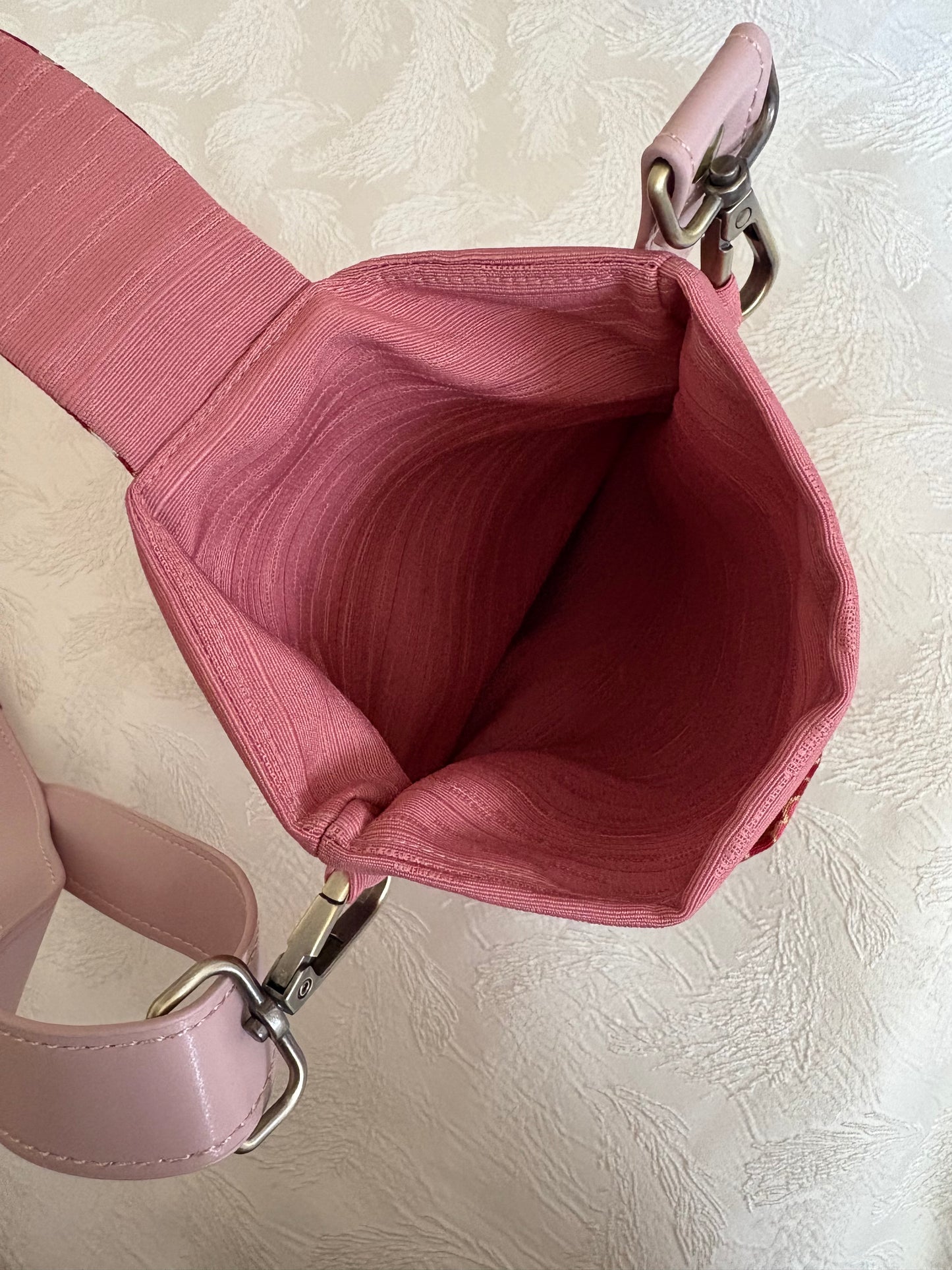 #APSCR710-ZA7 和モダン スマホショルダー大 /雑貨類