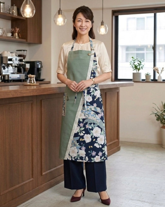 #109【若葉 -Wakaba-】翌日発送　送料無料　和モダンエプロンぬれんがね   丙午開運　桜と束熨斗の吉祥柄 紬クロス 綿素材プリント　カフェ　レストラン　ユニフォーム　旅館　和風 NURENGANE Japanese modern ,KIMONO pattern apron