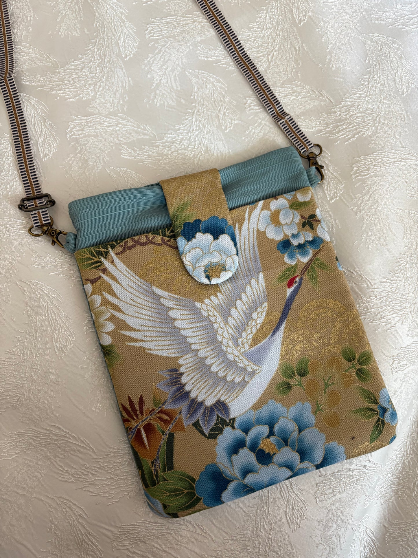 #APSCR710-ZA7 和モダン スマホショルダー大 /雑貨類