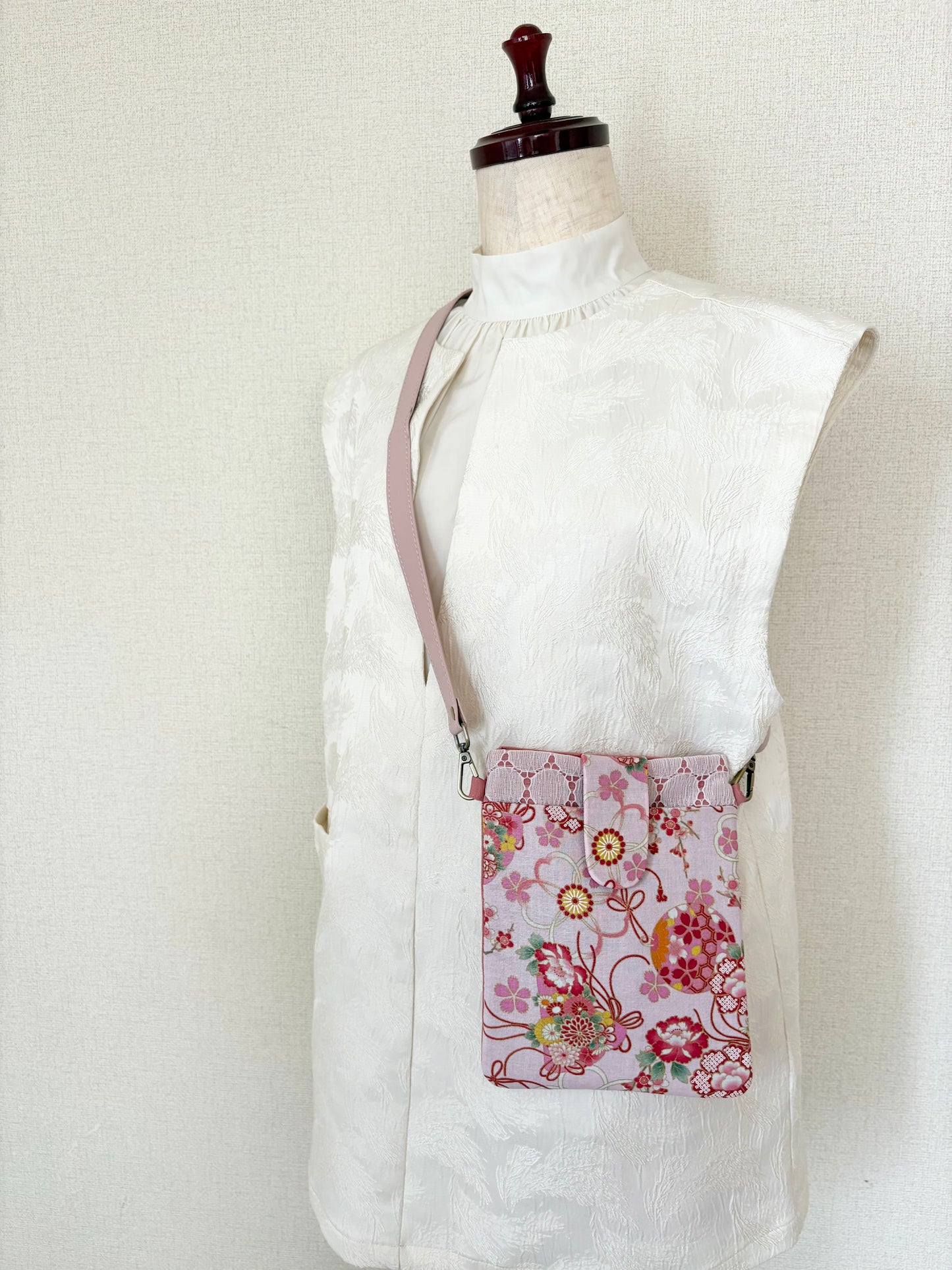 #APSCR710-ZA7 和モダン スマホショルダー大 /雑貨類